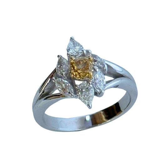 18k White and Yellow Diamond Ring
