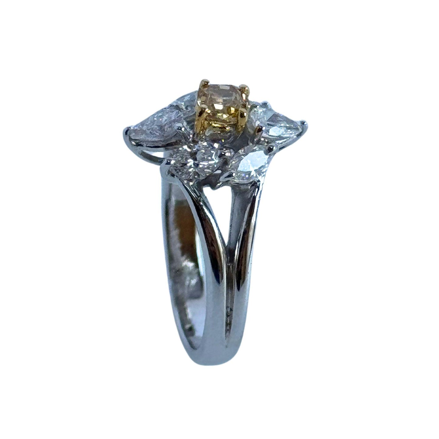 18k White and Yellow Diamond Ring
