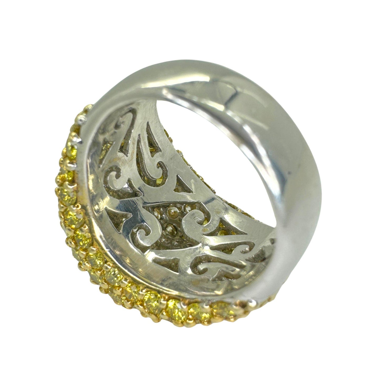 18k Heavy White and Yellow Diamond Ring