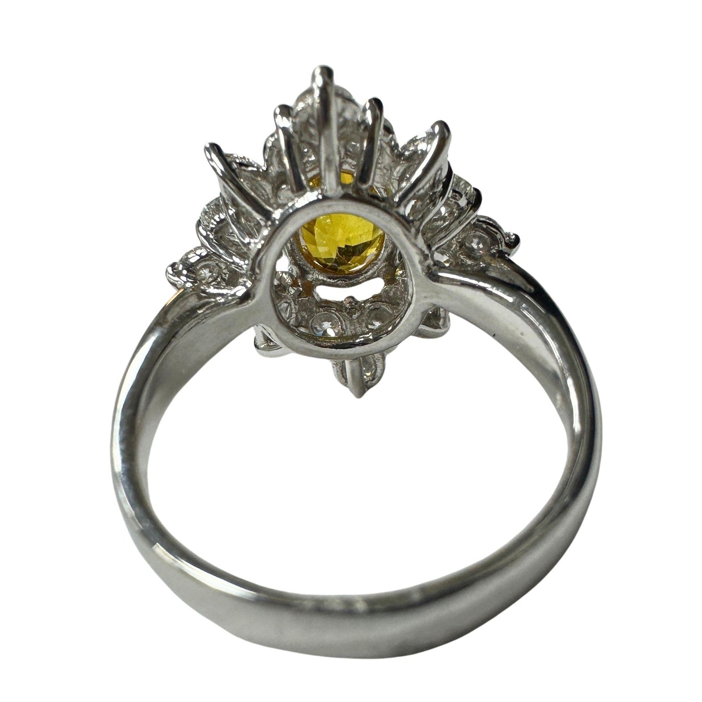 18k White and Yellow Sapphire Ring