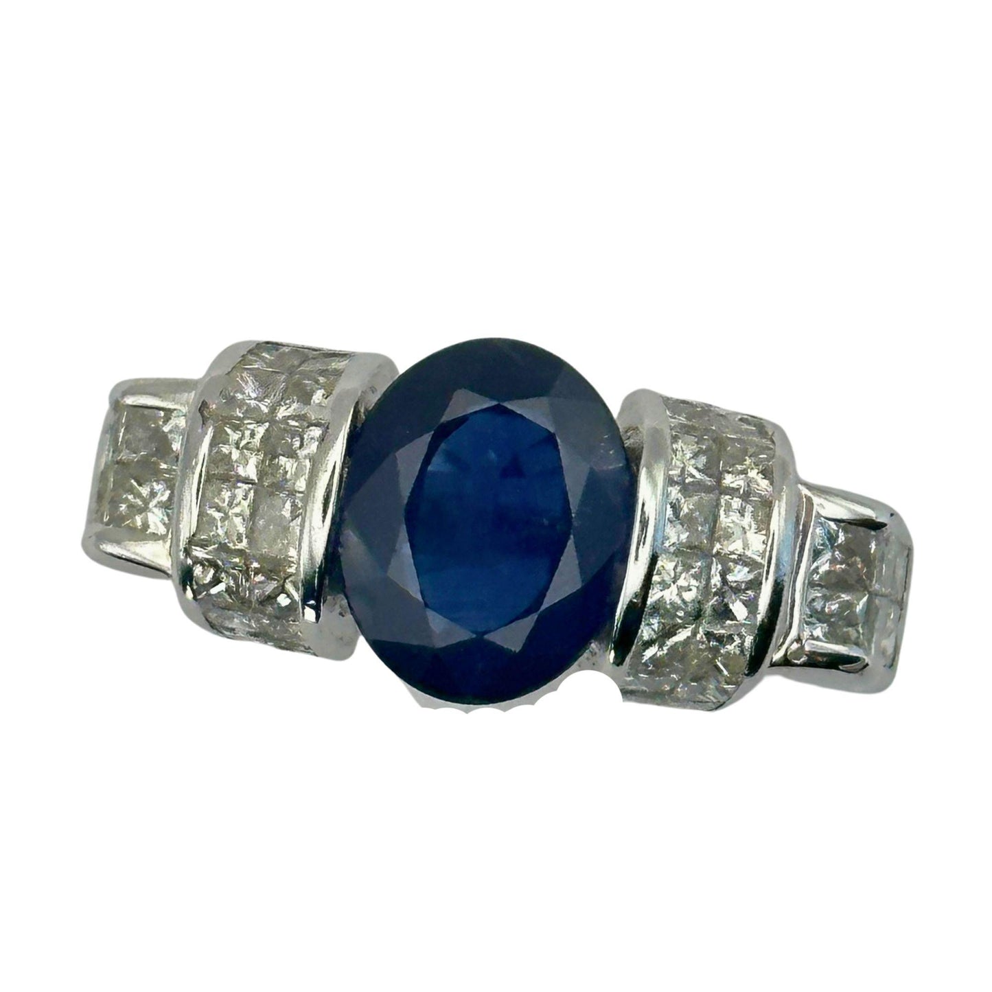 18k Diamond and Sapphire Ring