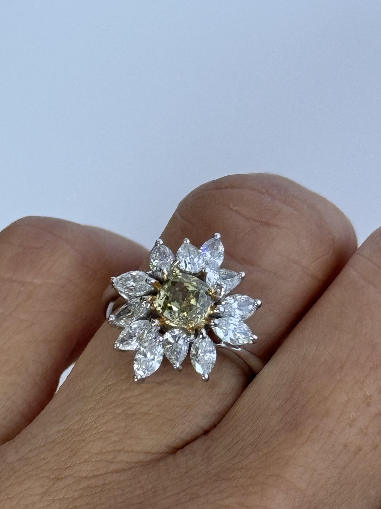 18k White and Yellow Diamond Ring