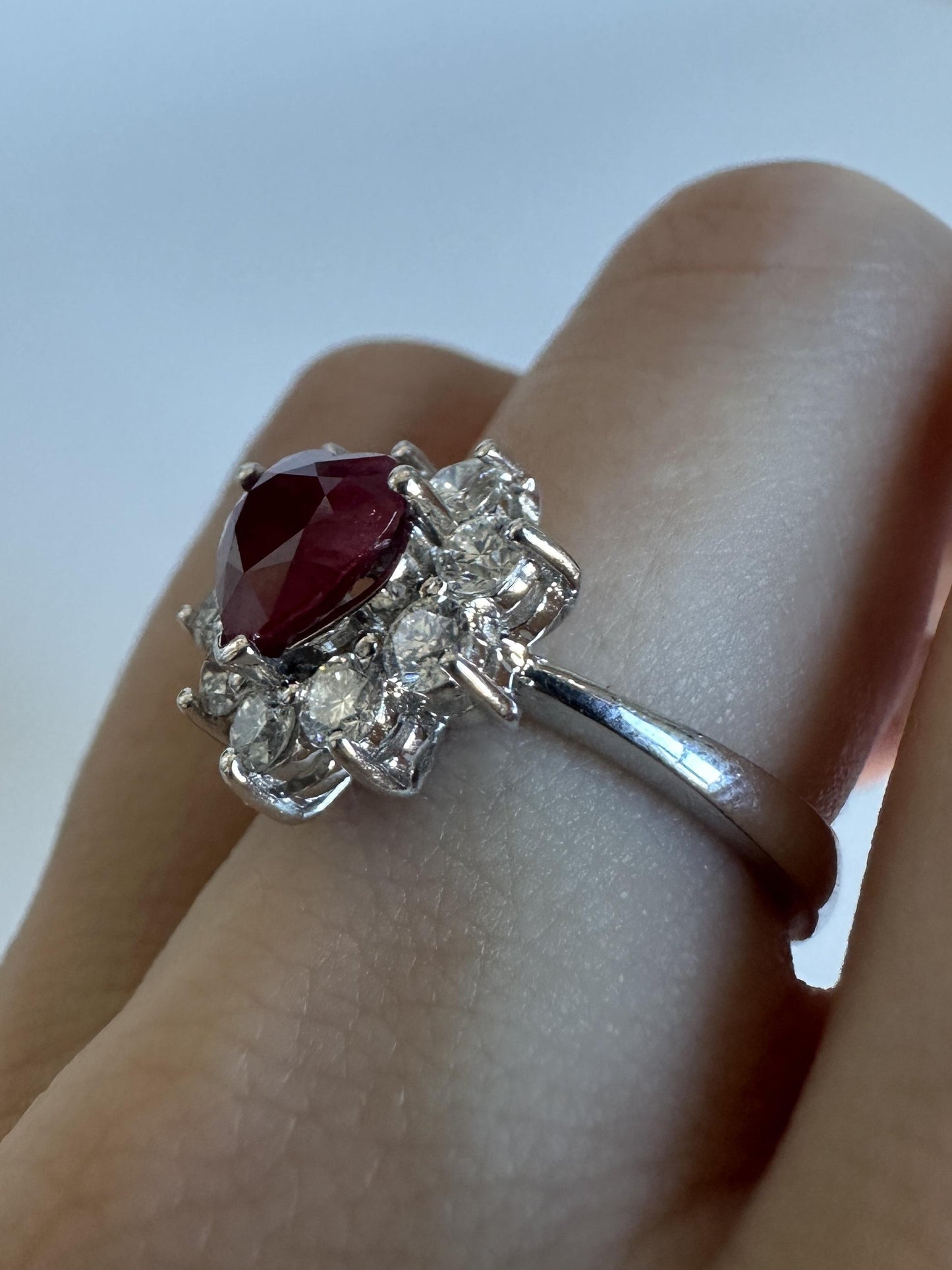 18k Diamond and Ruby Heart Ring