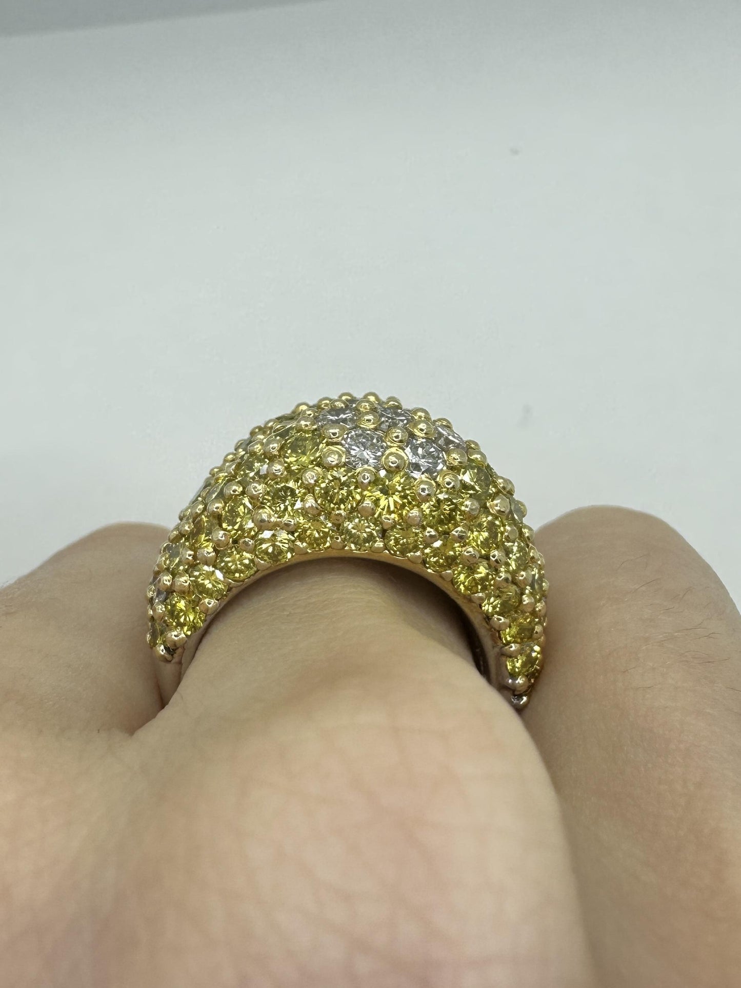 18k Heavy White and Yellow Diamond Ring