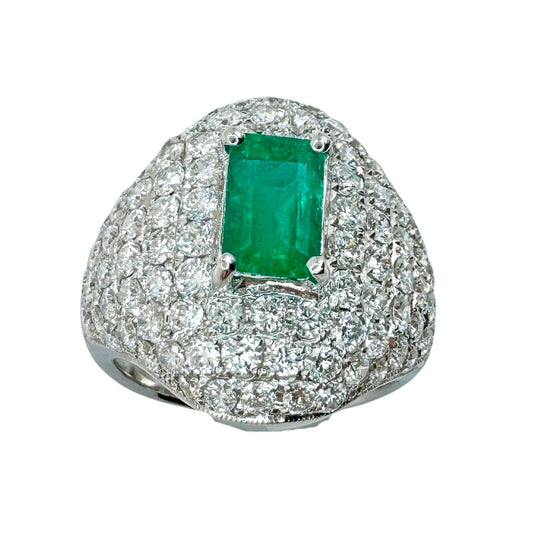 18k Diamond and Emerald Ring