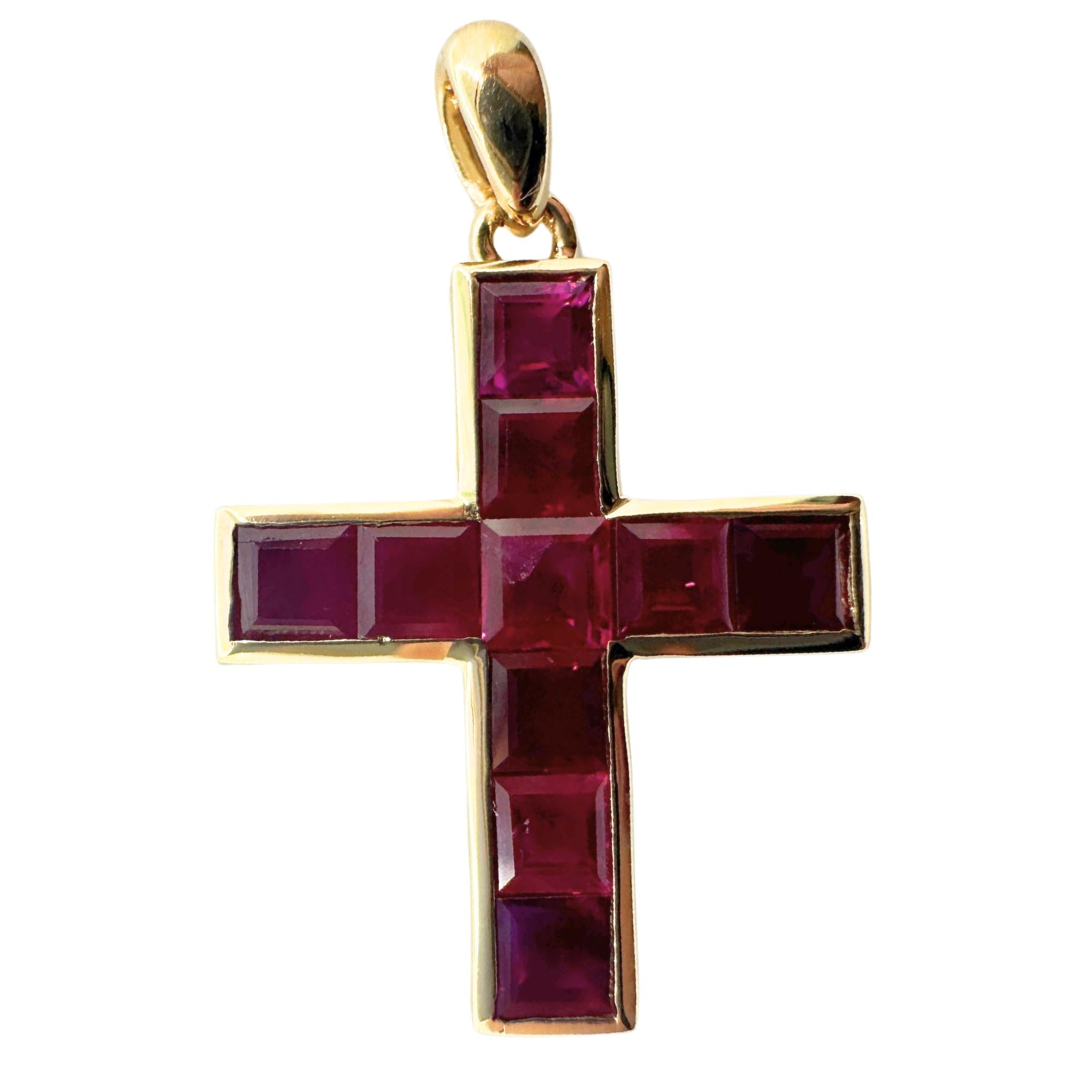 Vintage 14kt gold popular and ruby cross