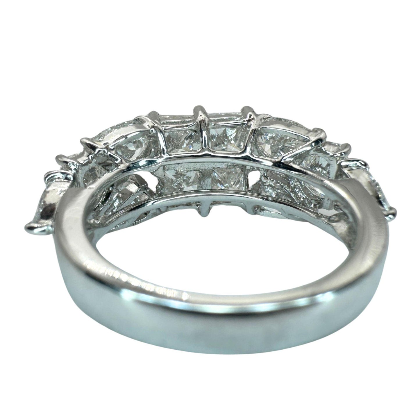 18k Diamond Ring