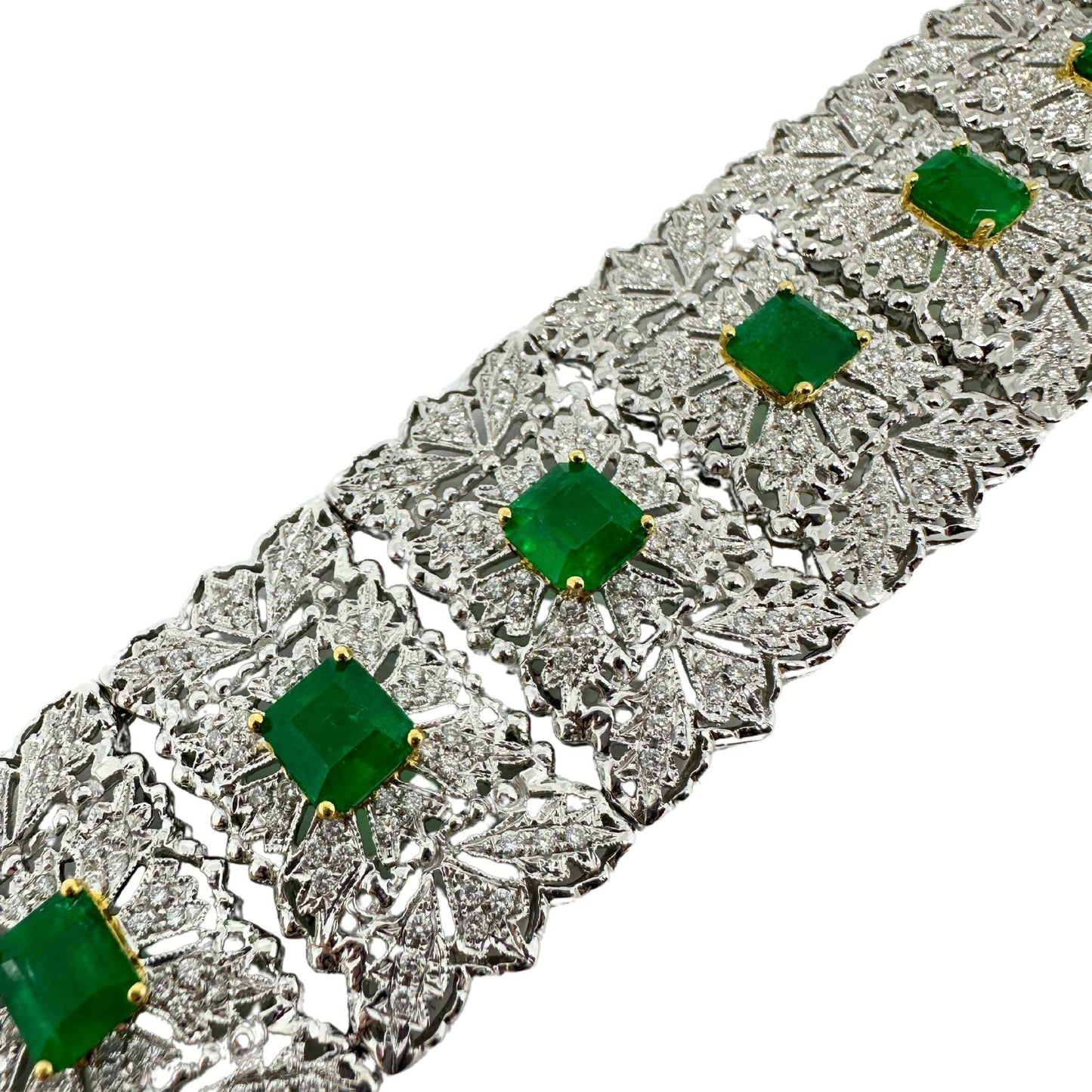 18K Diamond and Emerald Bracelet