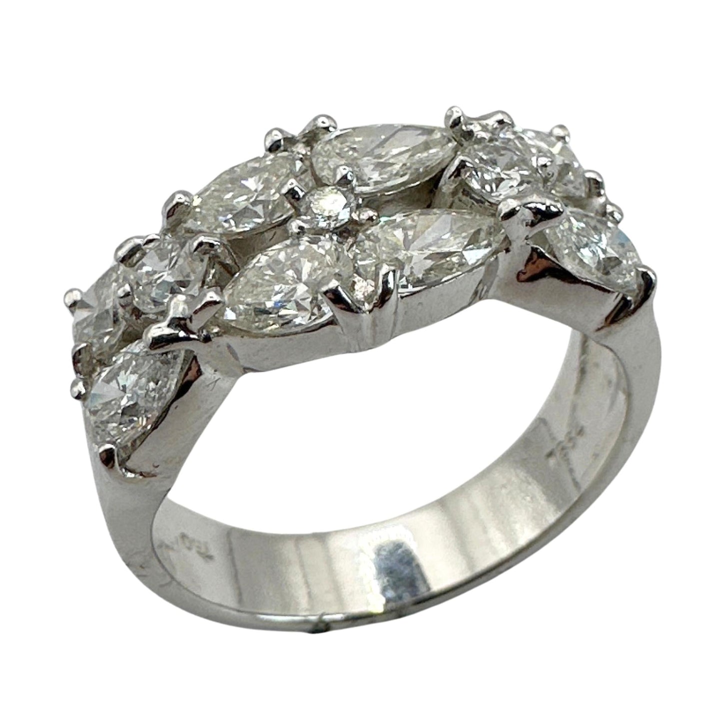 18k Pear Shaped Diamond Band