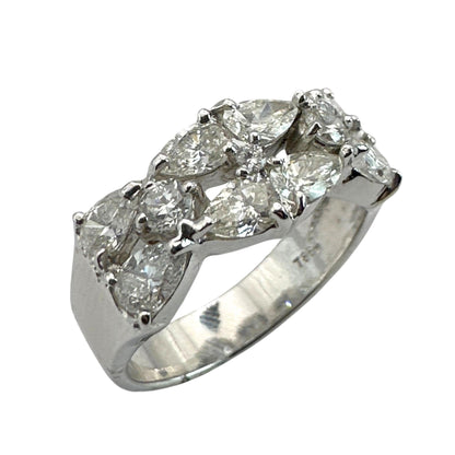 18k Pear Shaped Diamond Band