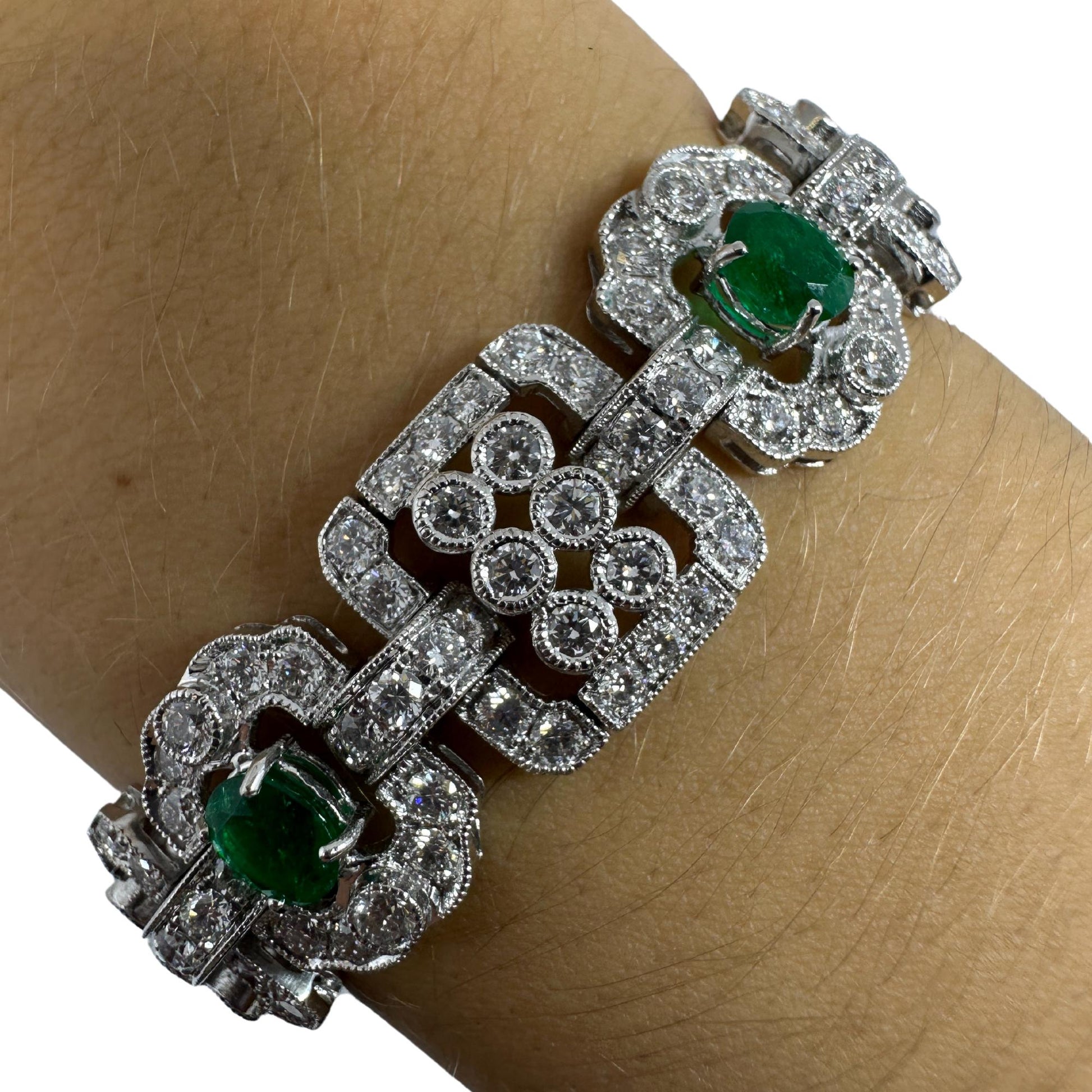 18K White Gold Diamond and Emerald Bracelet