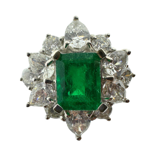 18k White Gold Diamond and Emerald Ring