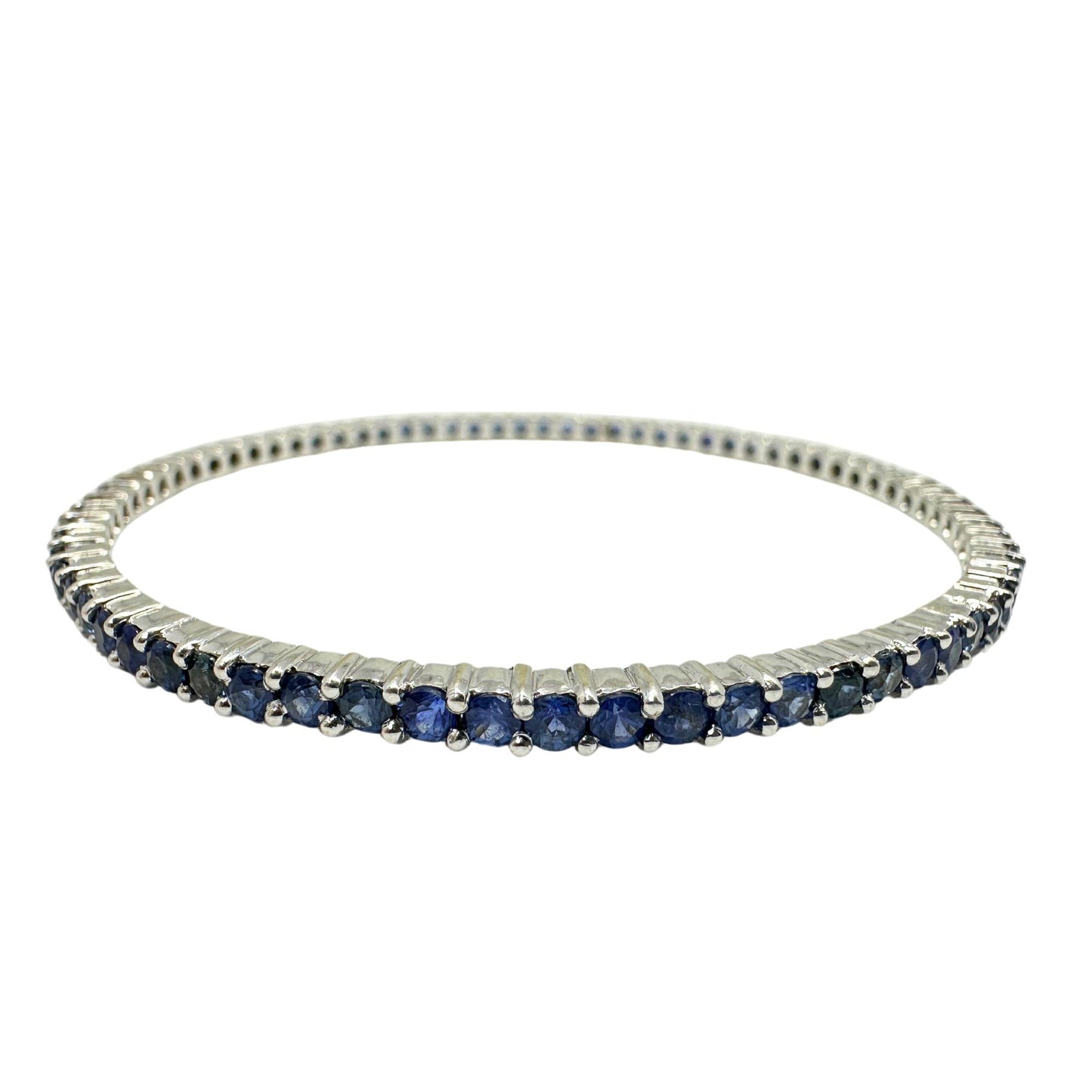 18K White Gold Sapphire Bangle