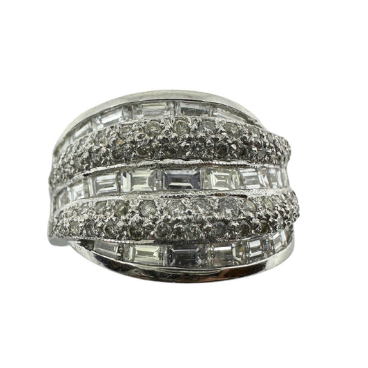 18K White Gold Baguette Cut Diamond Band Ring