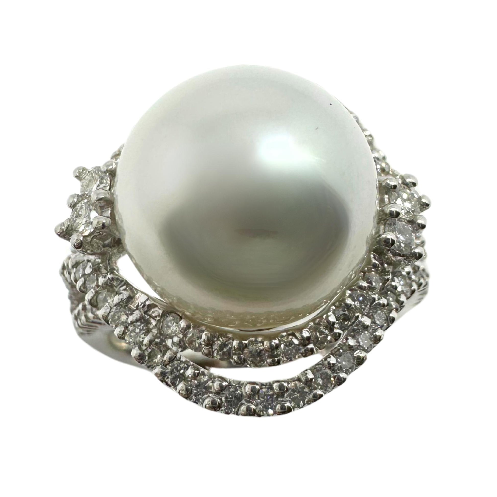 18K White Gold Diamond and Pearl Ring
