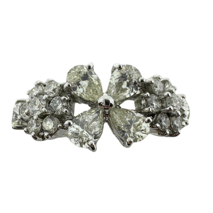 18k White Gold Pear Cut Diamond Ring