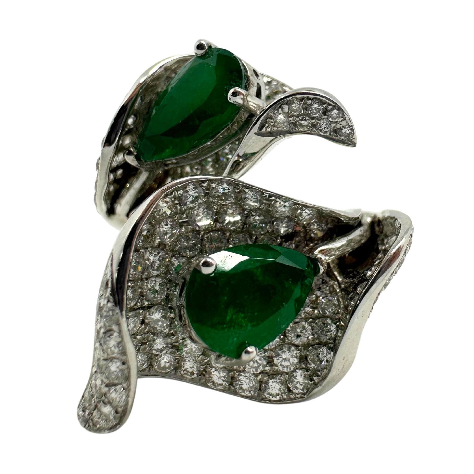 18K White Gold Leaf Toi et Moi Emerald and Diamond Ring