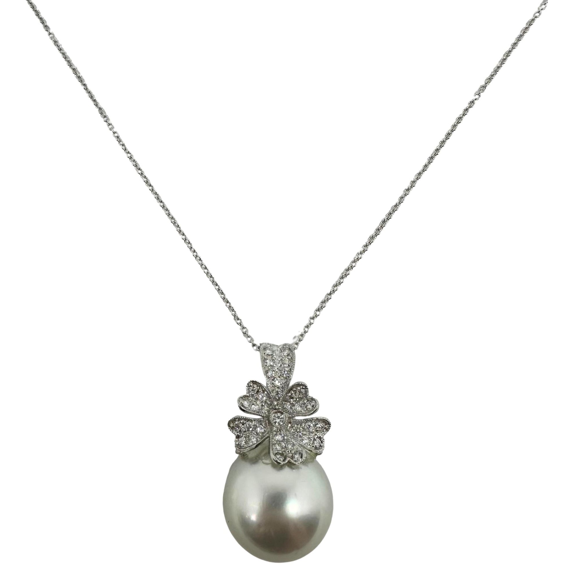 18K White Gold Diamond and Pearl Pendant Necklace – 0.26ct – Floral Drop Design
