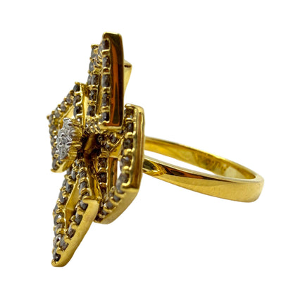 18K Yellow Gold 2.43 Carat Round Cut Brown and White Diamond Flower Ring