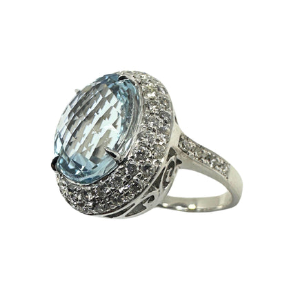 18k Diamond and Aquamarine Ring