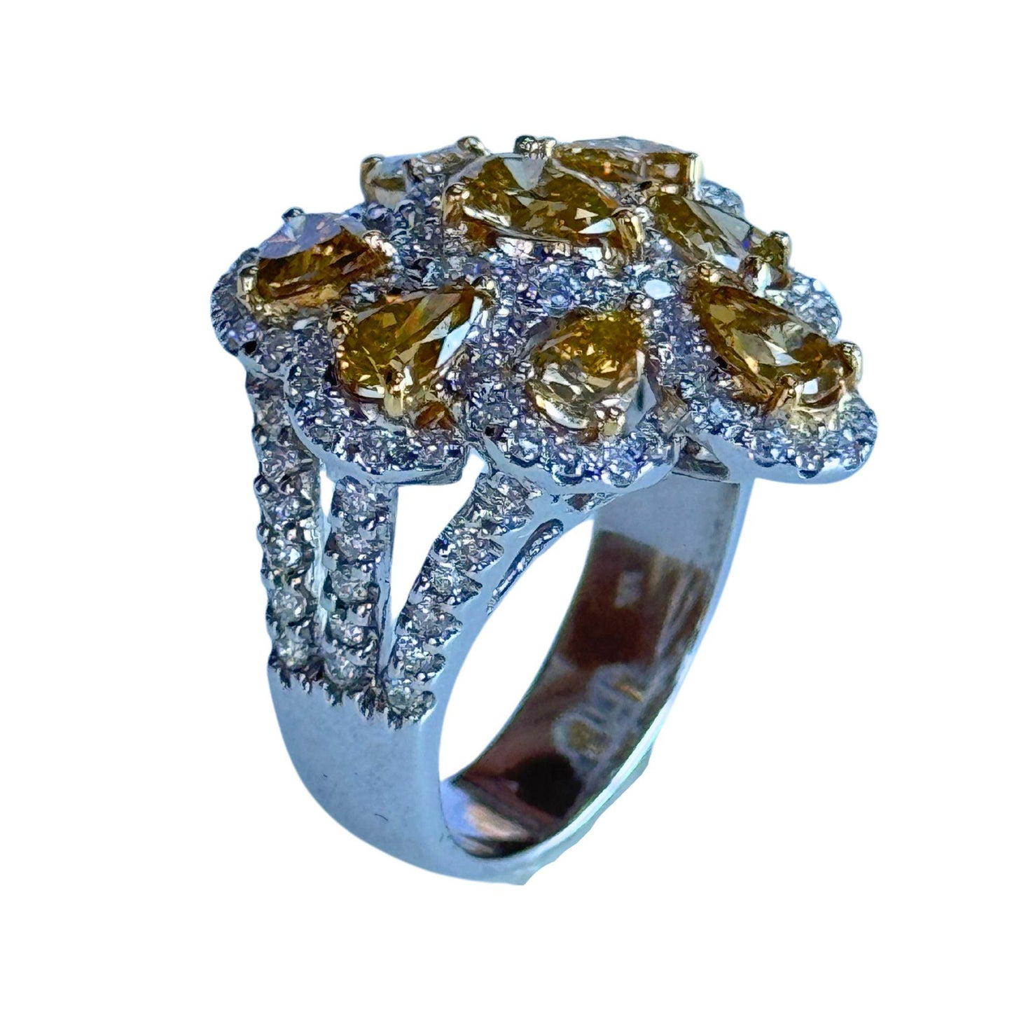 18K Two Tone Pear Cut Yellow and White Diamond Cocktail Ring - Size 6.75