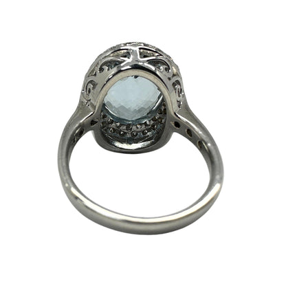 18k Diamond and Aquamarine Ring