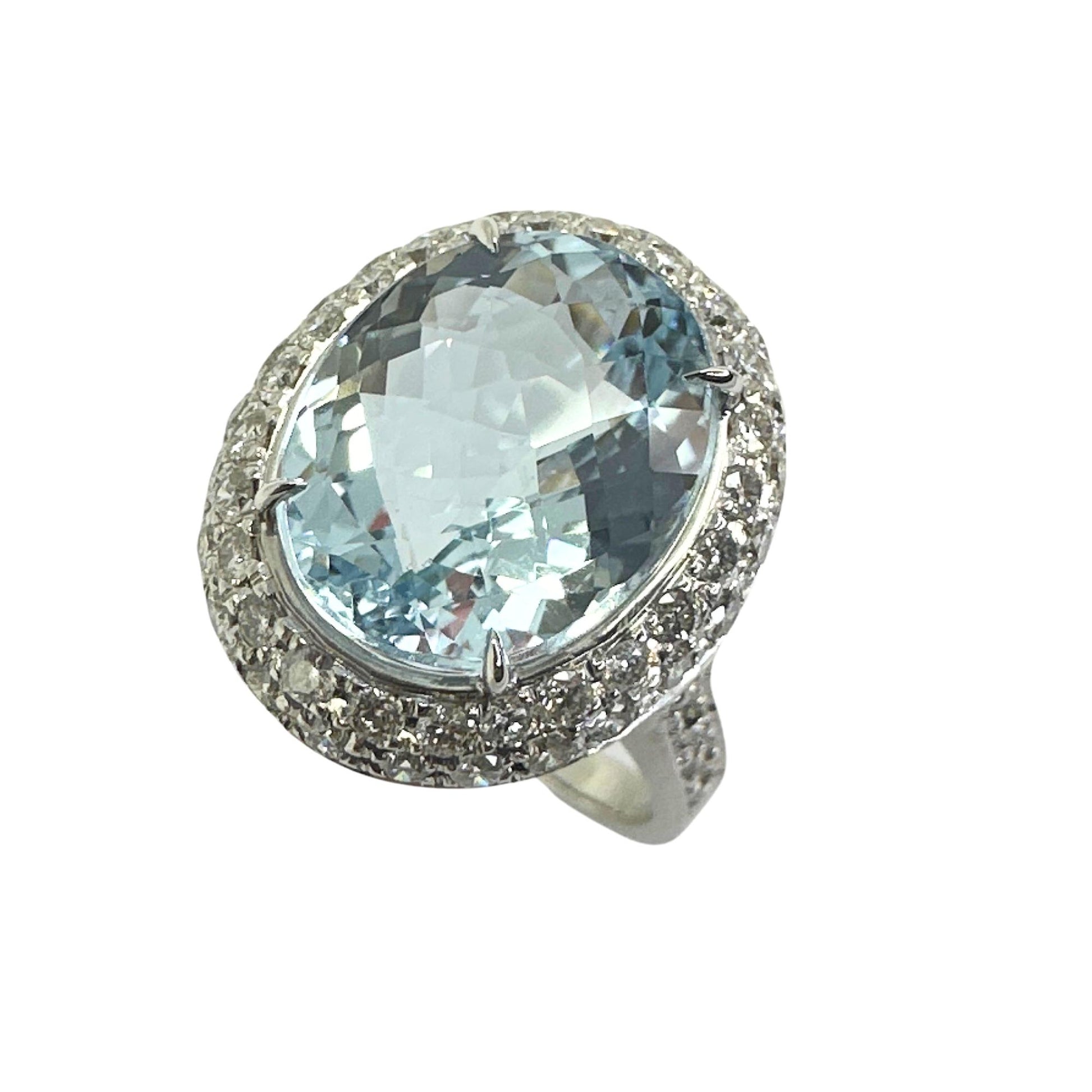 18k Diamond and Aquamarine Ring