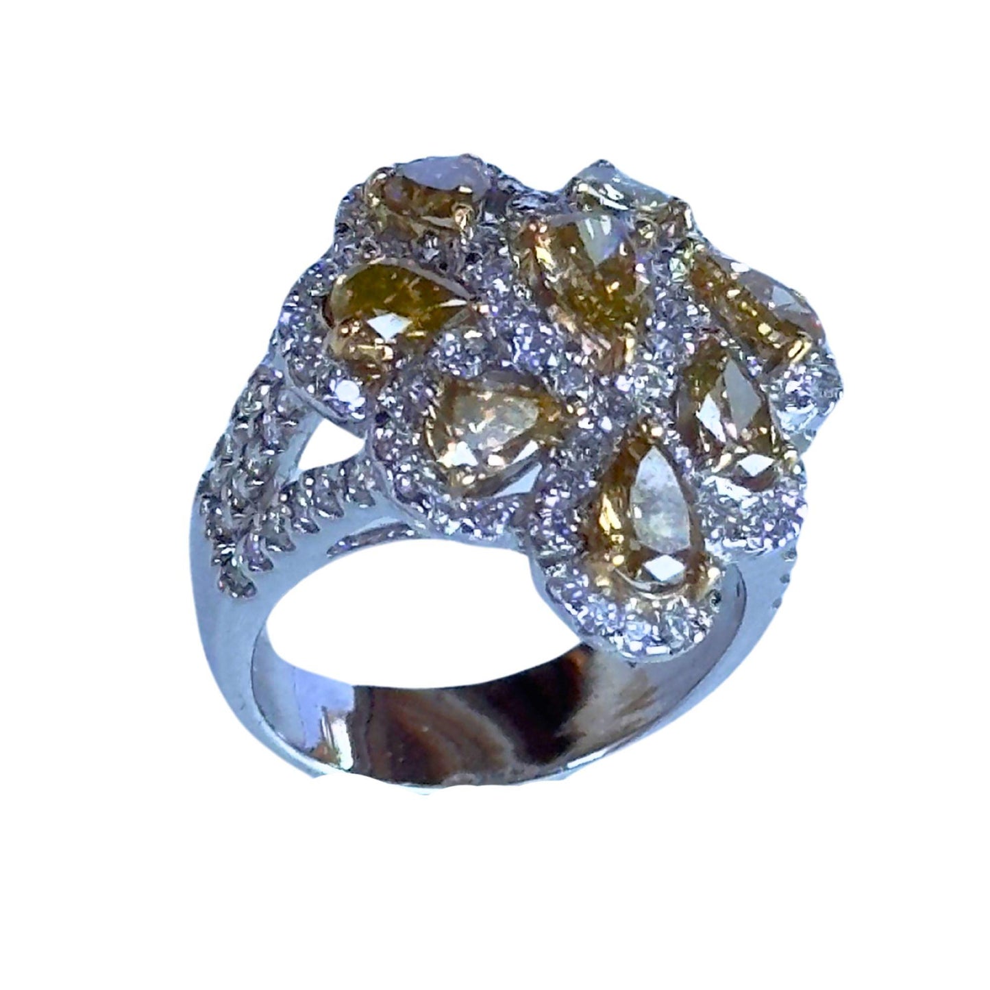 18K Two Tone Pear Cut Yellow and White Diamond Cocktail Ring - Size 6.75