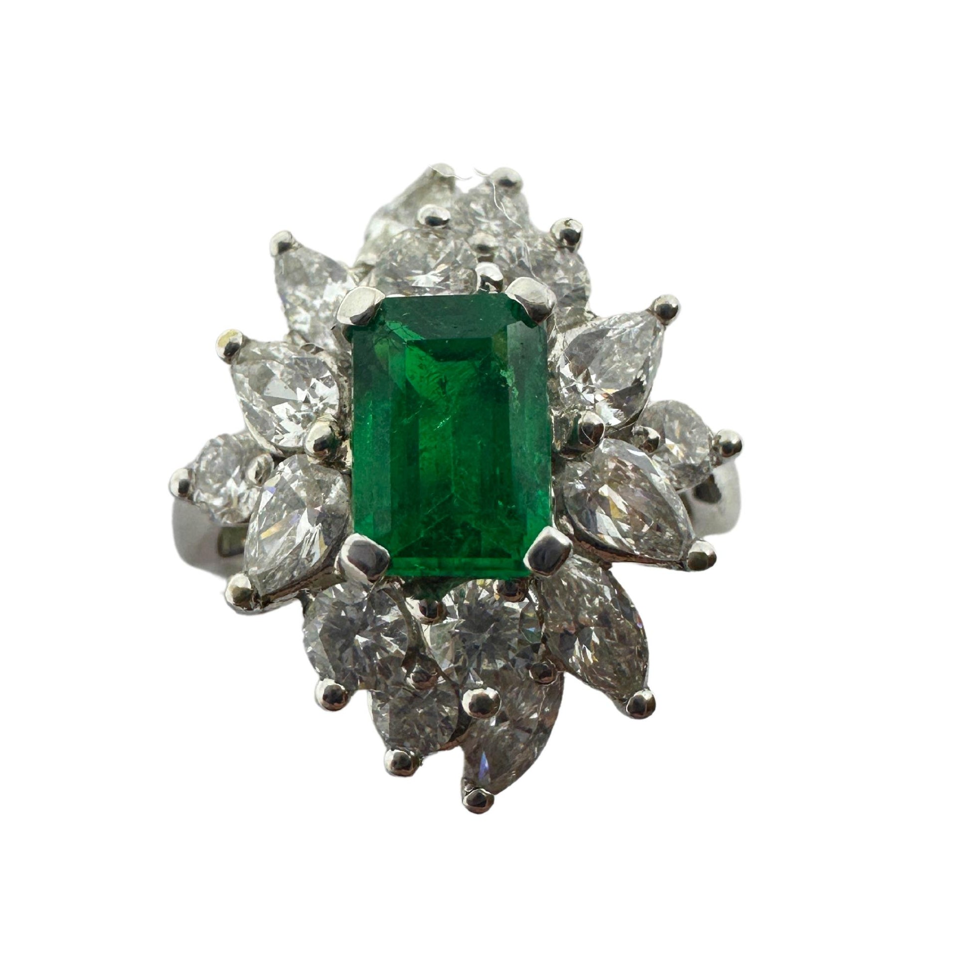 18k White Gold Diamond and Emerald Ring