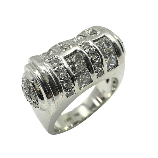 18K White Gold Princess Cut Diamond Ring