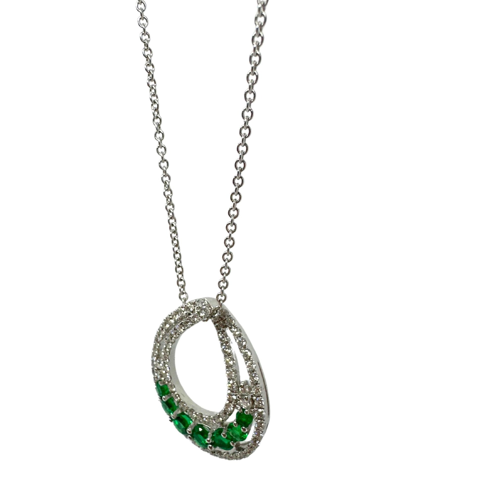 18k White Gold Diamond and Emerald Pendant Necklace