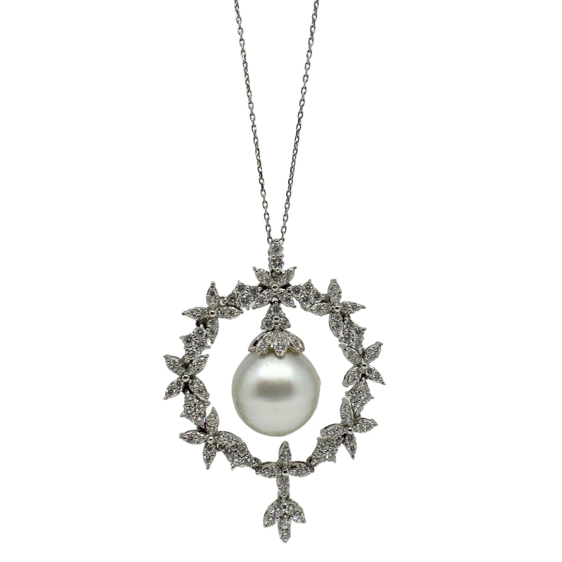 18K White Gold Diamond and Pearl Pendant Necklace