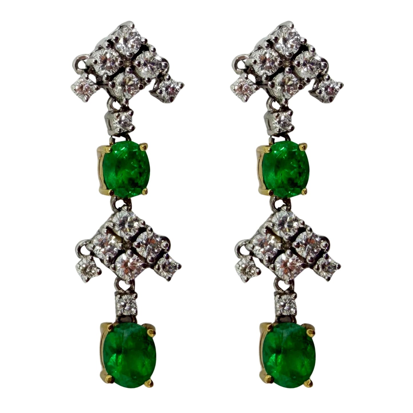 18k White Gold 1.76 Carat Emerald and .78 Carat Diamond Drop Earrings