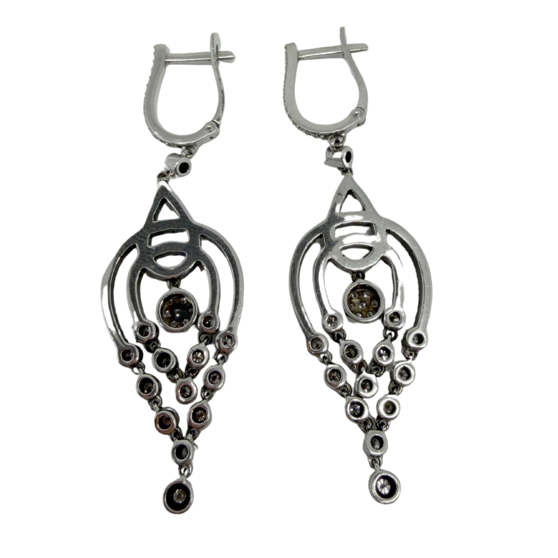 18K White Gold 1.40 Carat Diamond Chandelier Drop Earrings