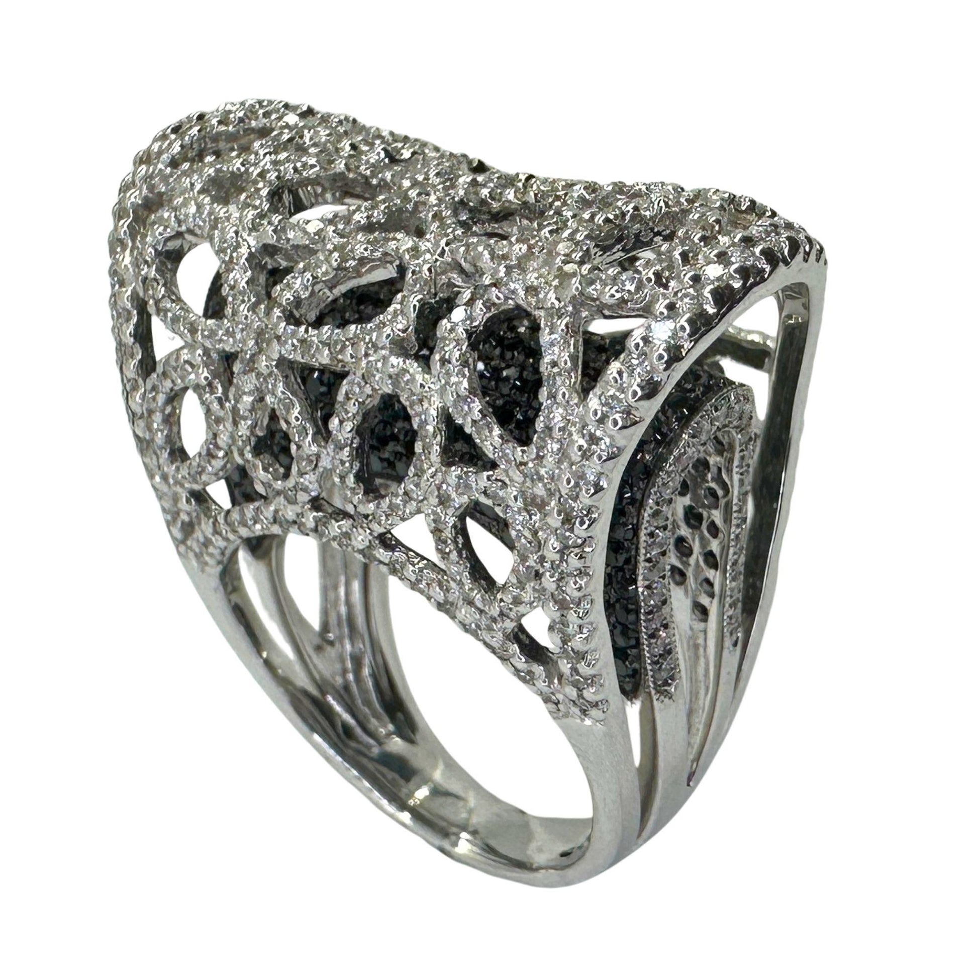 18K White Gold Black and White Diamond Cocktail Ring