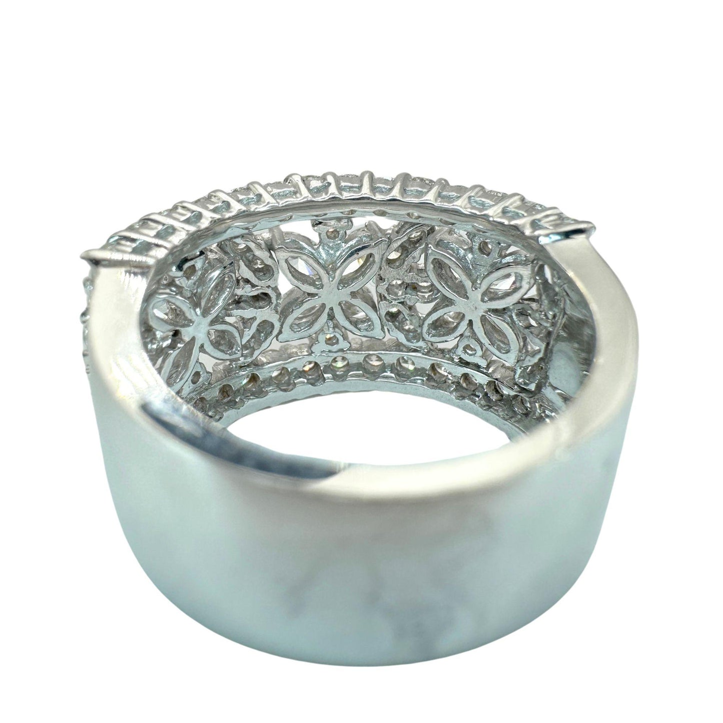 18K 2.14 Carat Diamond Wide Band Ring