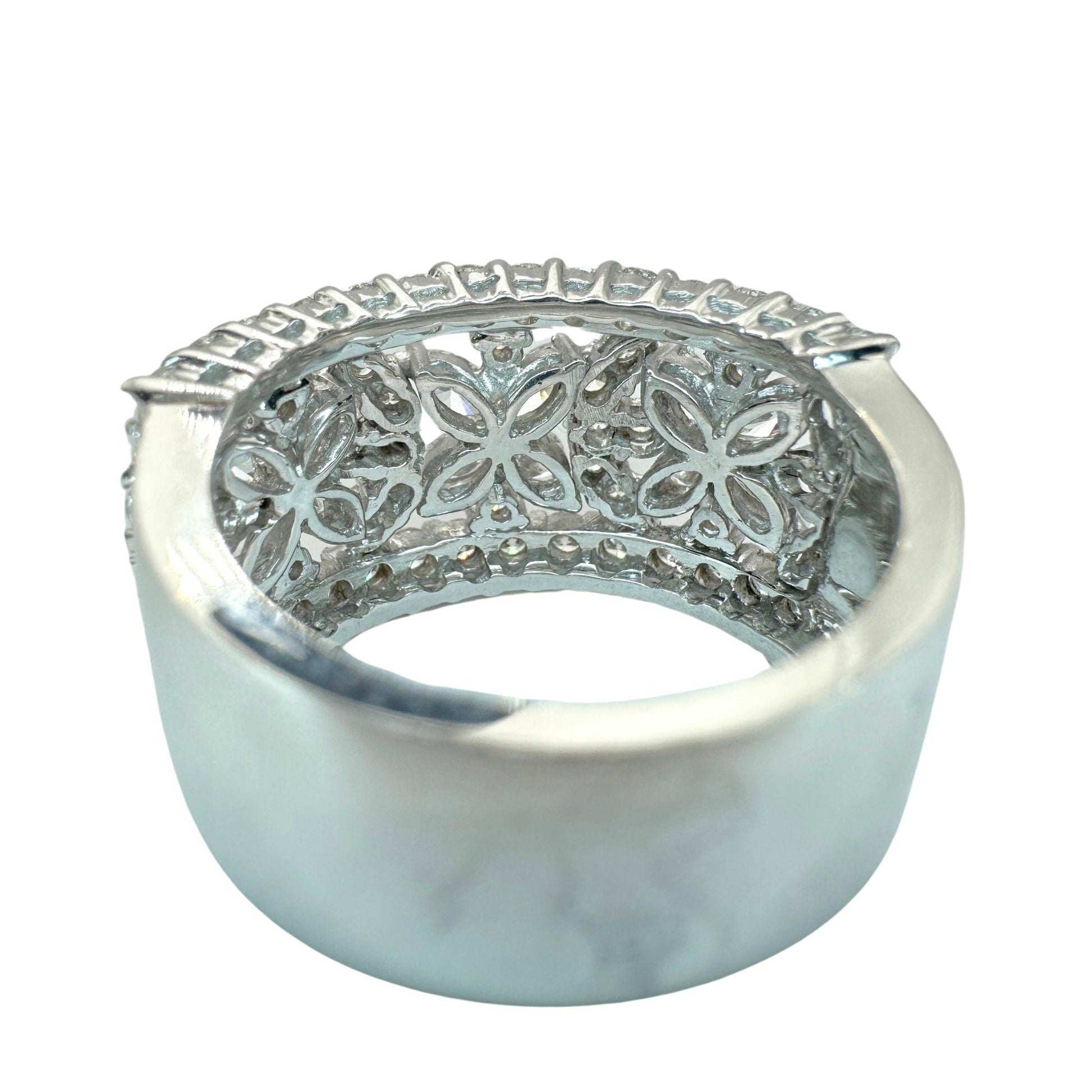 18K 2.14 Carat Diamond Wide Band Ring