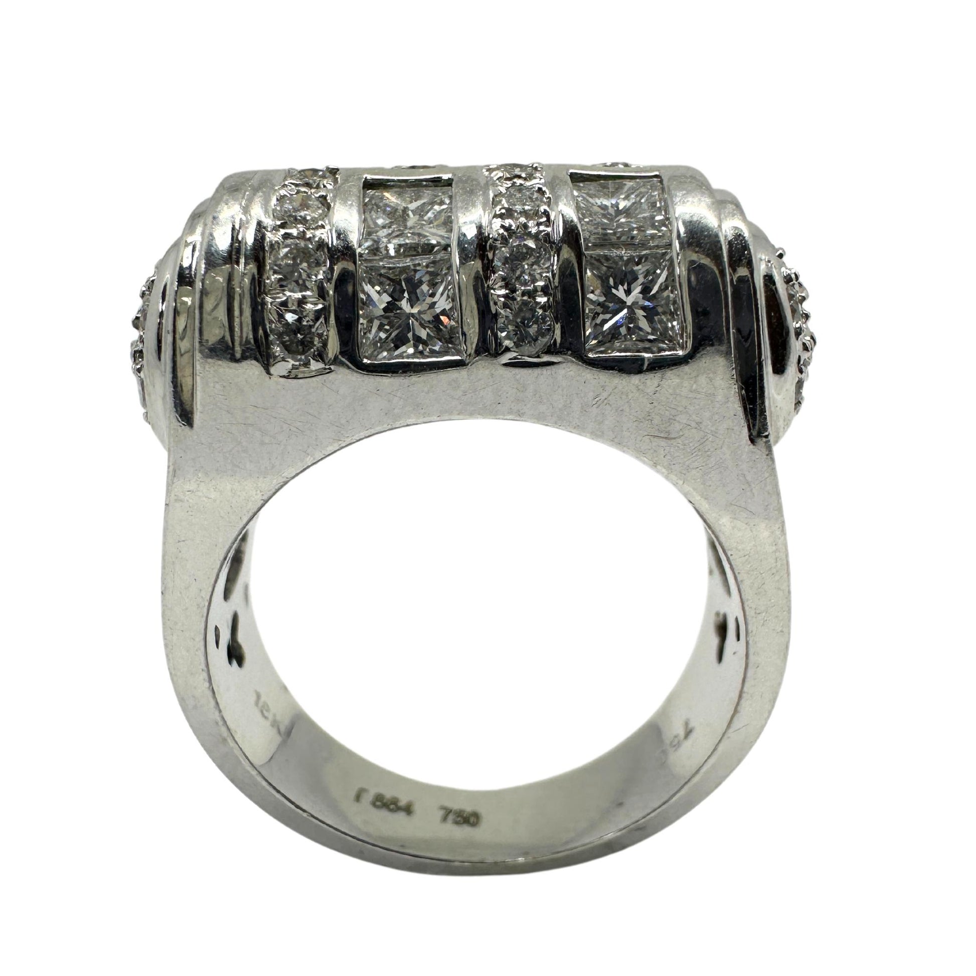 18K White Gold Princess Cut Diamond Ring