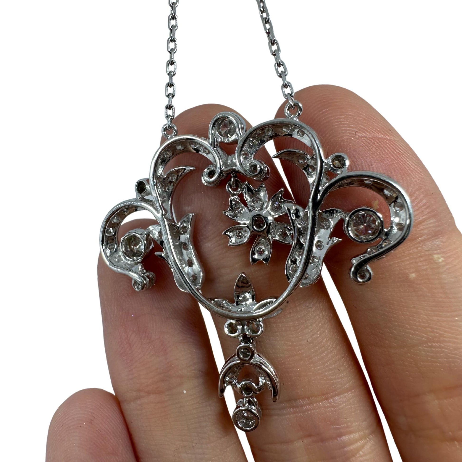 18K White Gold Diamond Necklace
