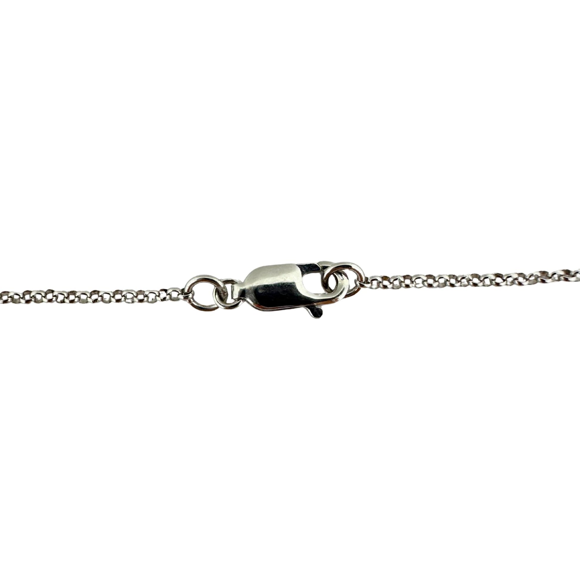 18K White Gold Diamond and Emerald Halo Circle Pendant Necklace
