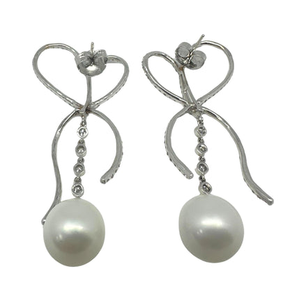 18K White Gold Diamond and Pearl Bow Earrings