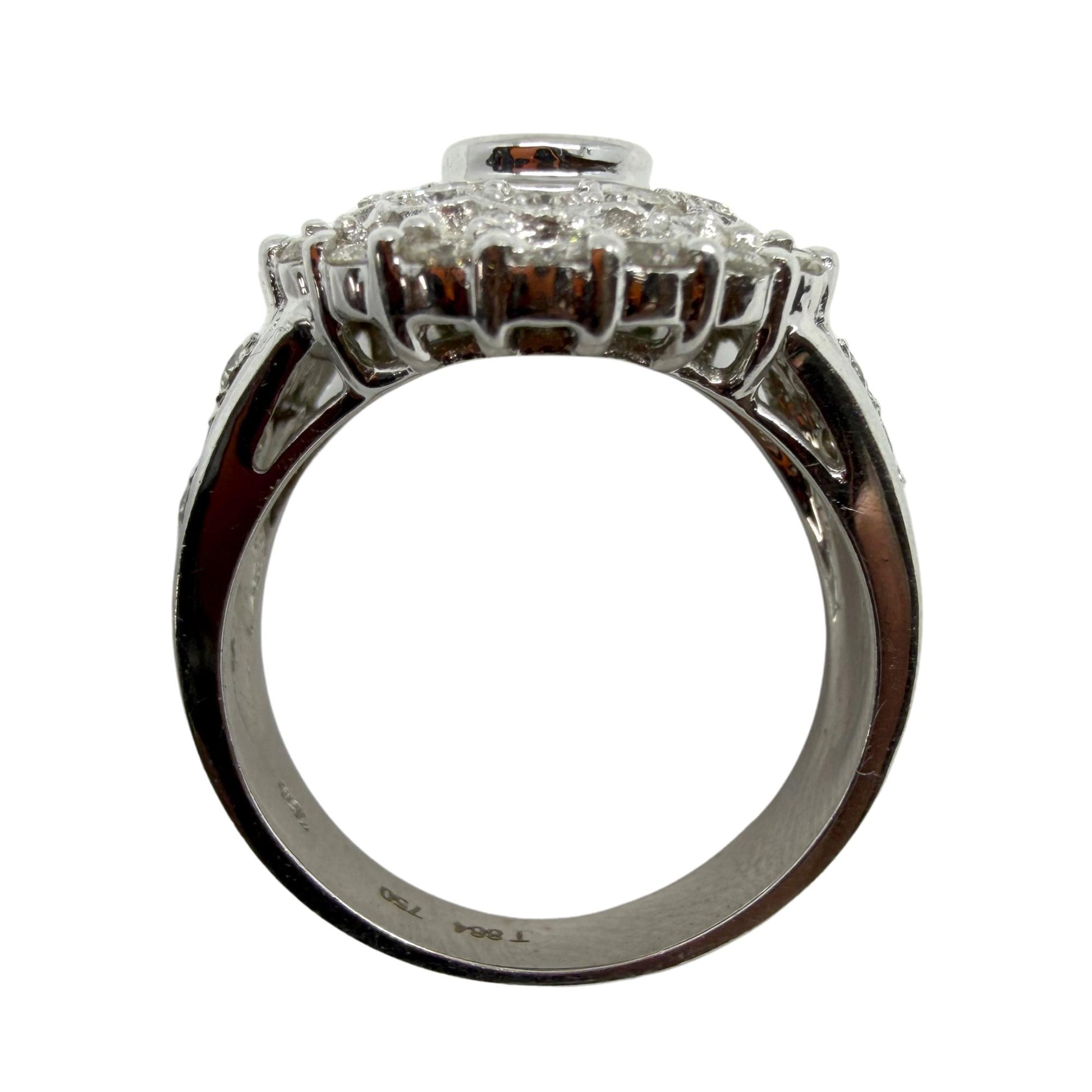 18K White Gold .42 Carat Round Cut Emerald and Diamond Ring - Size 8