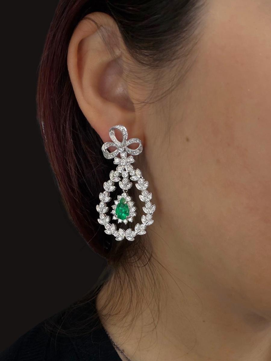 18K White Gold 1.68 Carat Pear Cut Emerald and Diamond Drop Earrings
