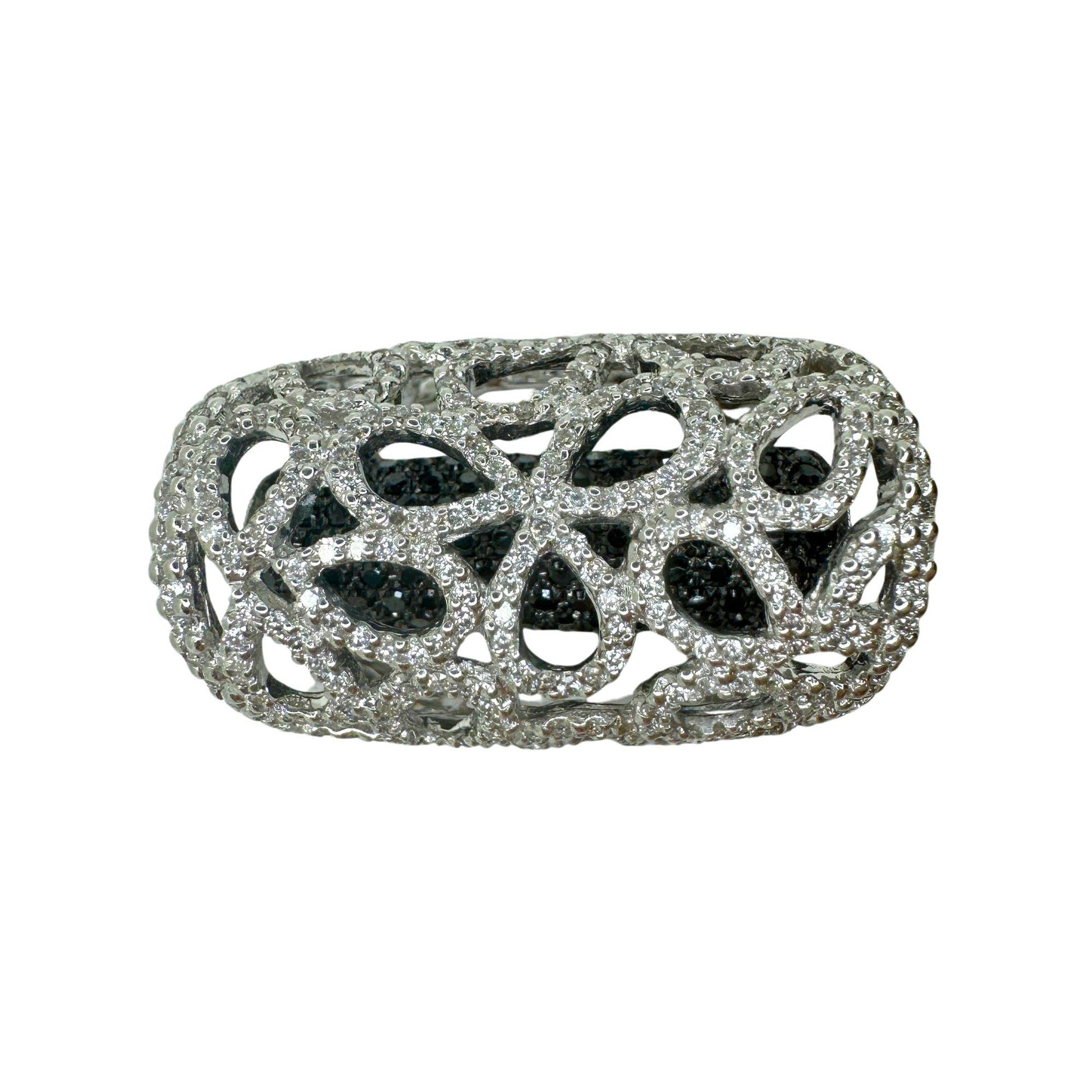 18K White Gold Black and White Diamond Cocktail Ring