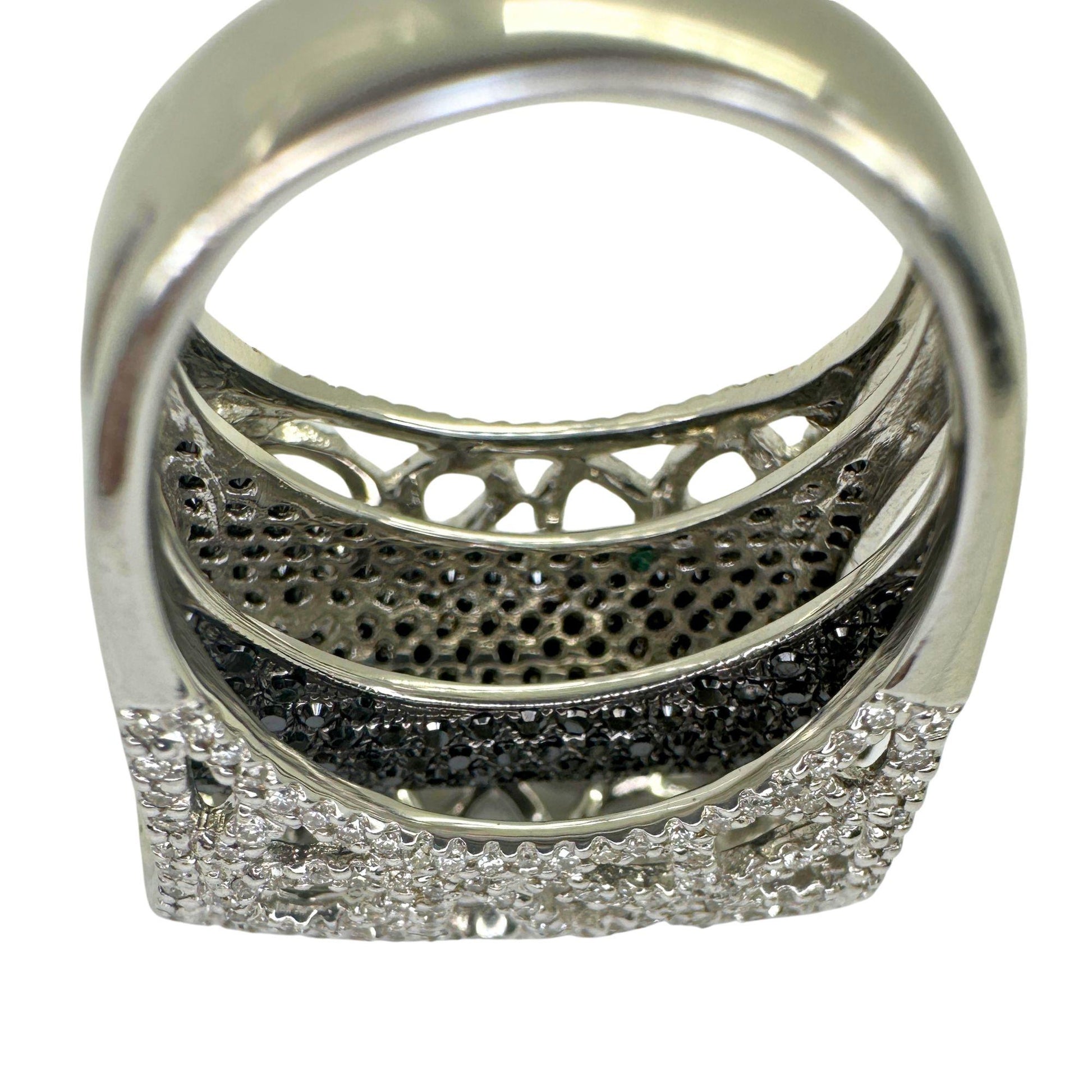 18K White Gold Black and White Diamond Cocktail Ring