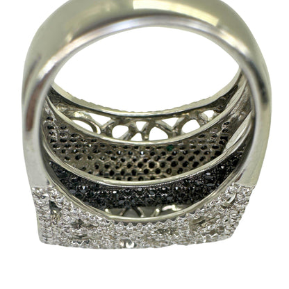 18K White Gold Black and White Diamond Cocktail Ring