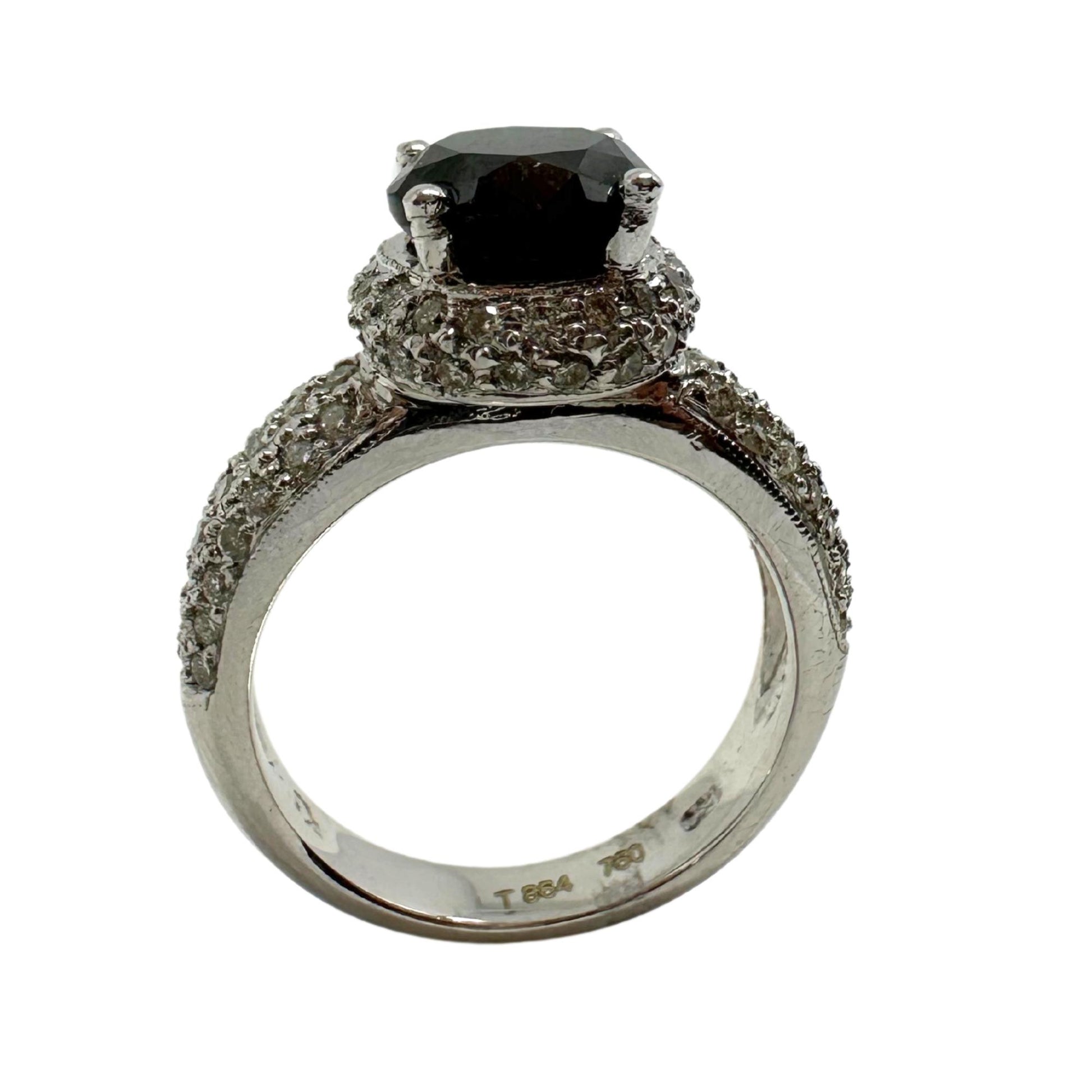 18K White Gold Black and White Diamond Ring