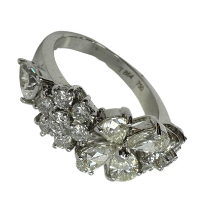 18k White Gold Pear Cut Diamond Ring