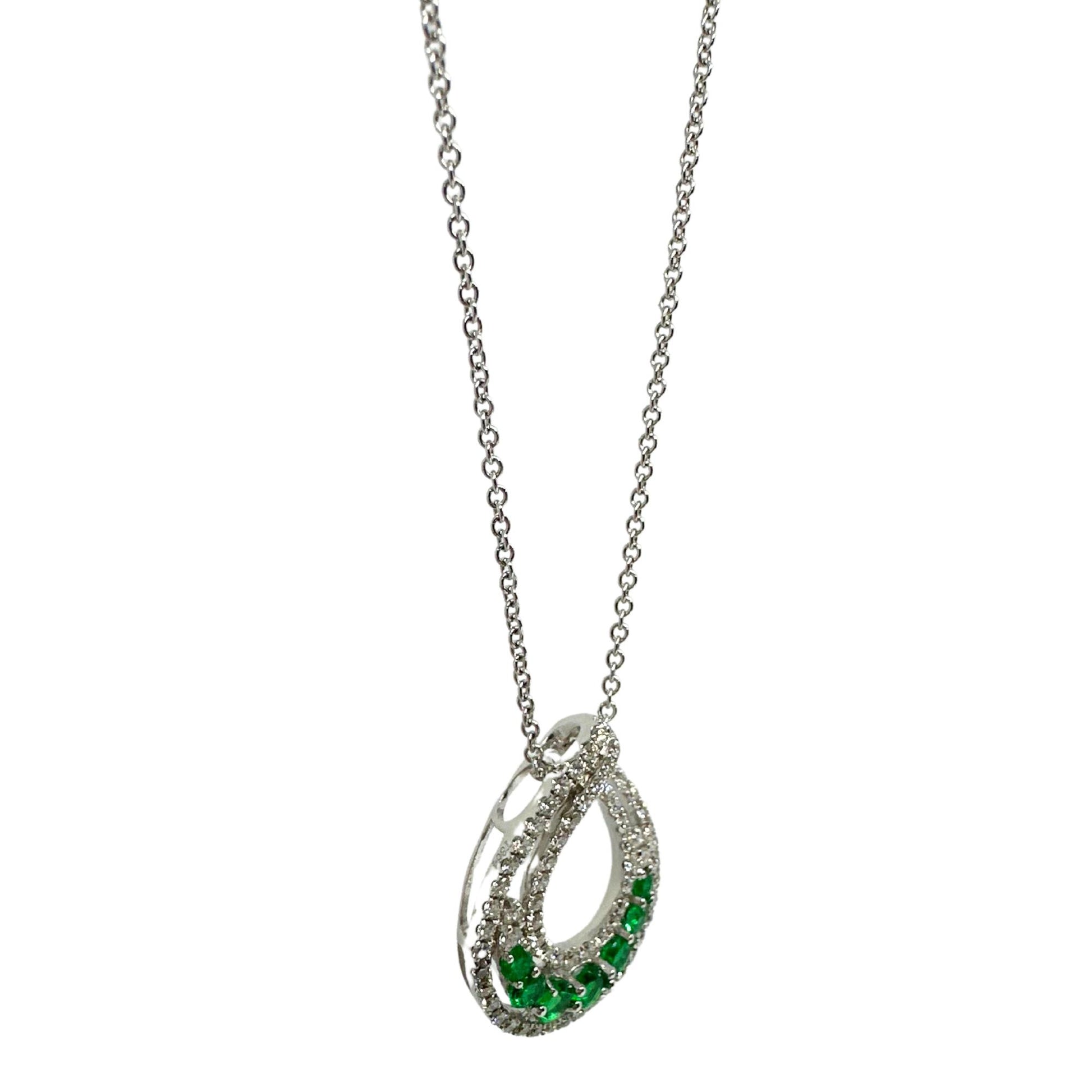18k White Gold Diamond and Emerald Pendant Necklace