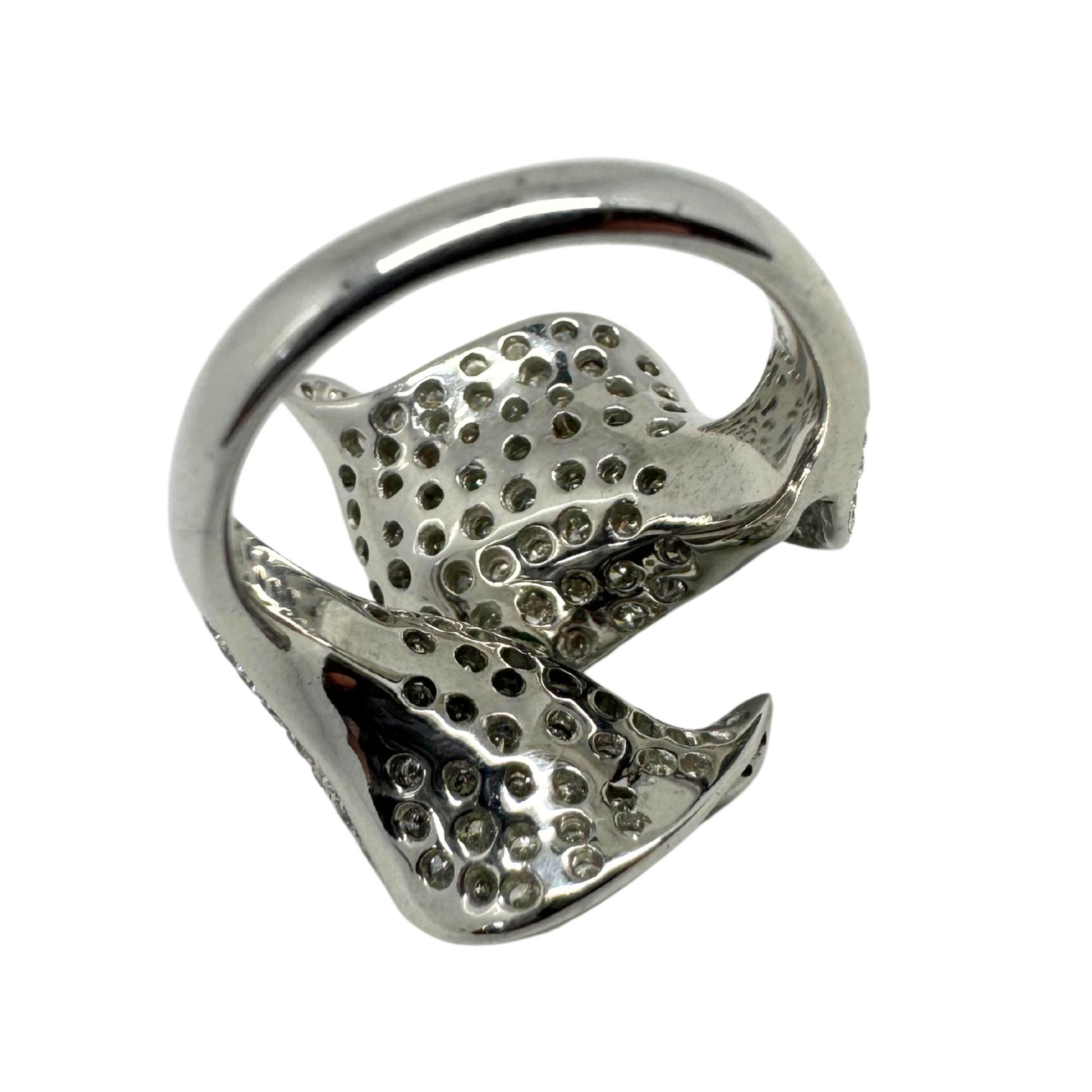 18K White Gold Leaf Toi et Moi Emerald and Diamond Ring